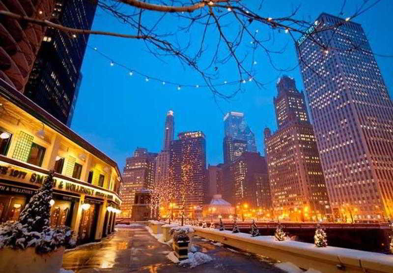 Fairfield Inn And Suites Chicago Downtown/ Magnificent Mile Екстериор снимка