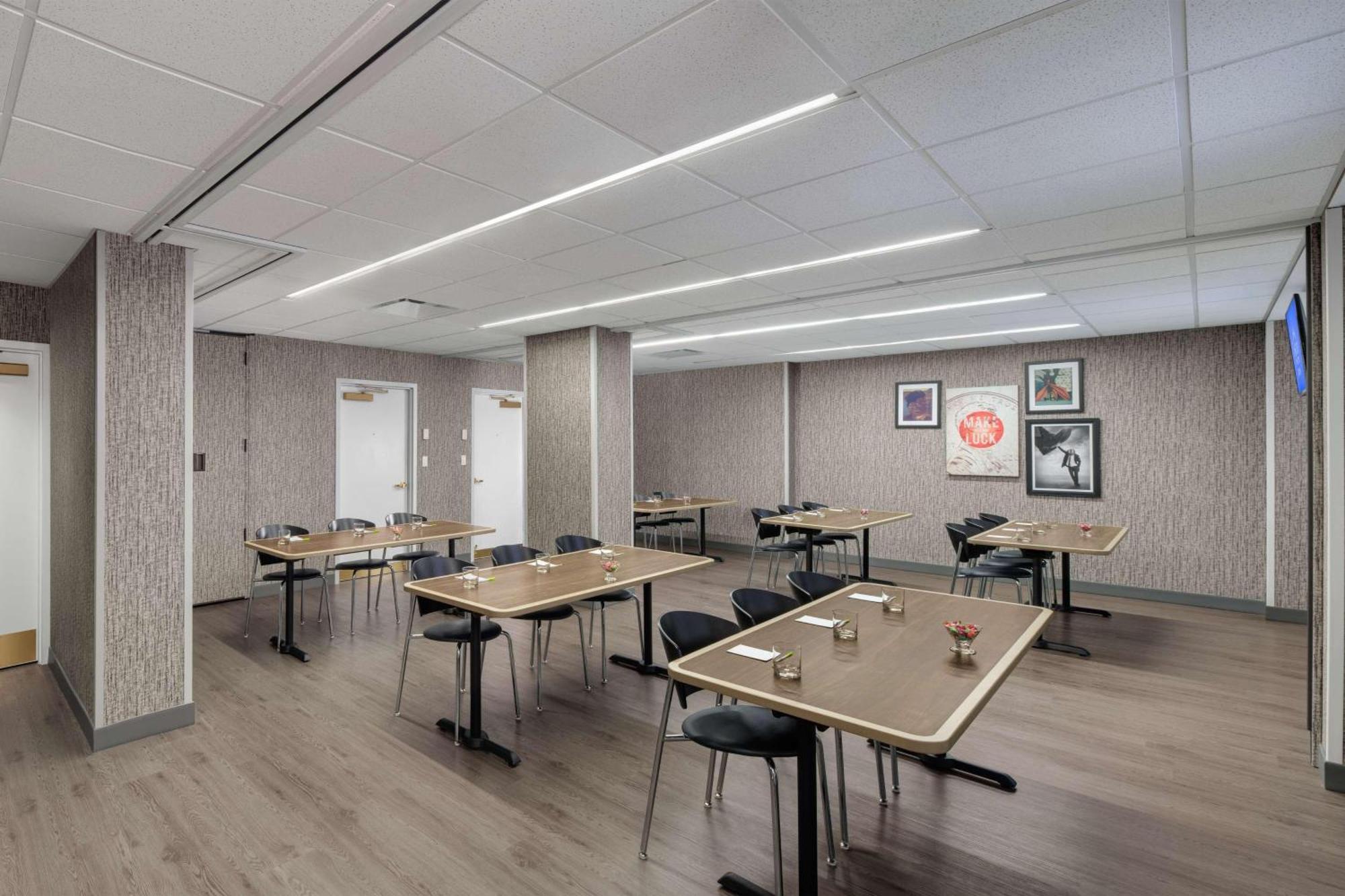 Fairfield Inn And Suites Chicago Downtown/ Magnificent Mile Екстериор снимка