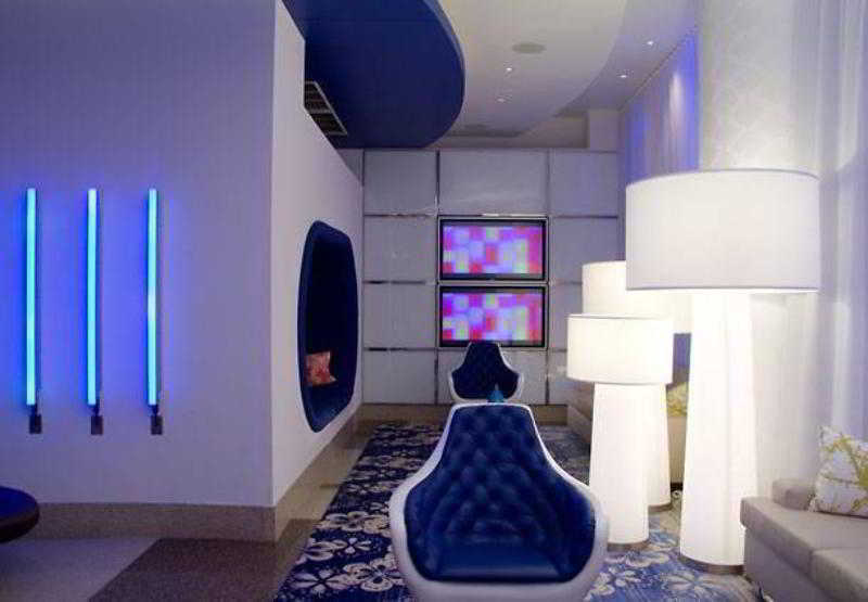 Fairfield Inn And Suites Chicago Downtown/ Magnificent Mile Екстериор снимка