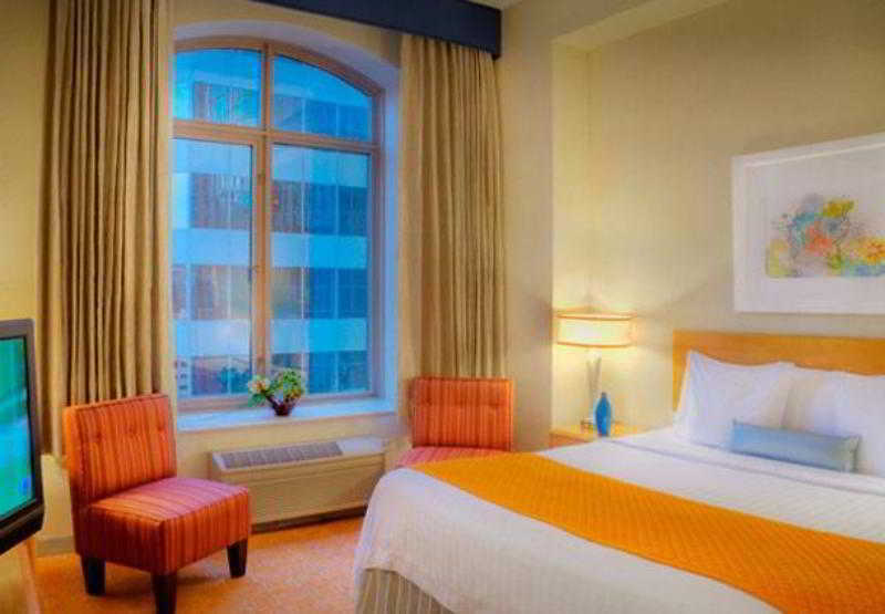 Fairfield Inn And Suites Chicago Downtown/ Magnificent Mile Екстериор снимка